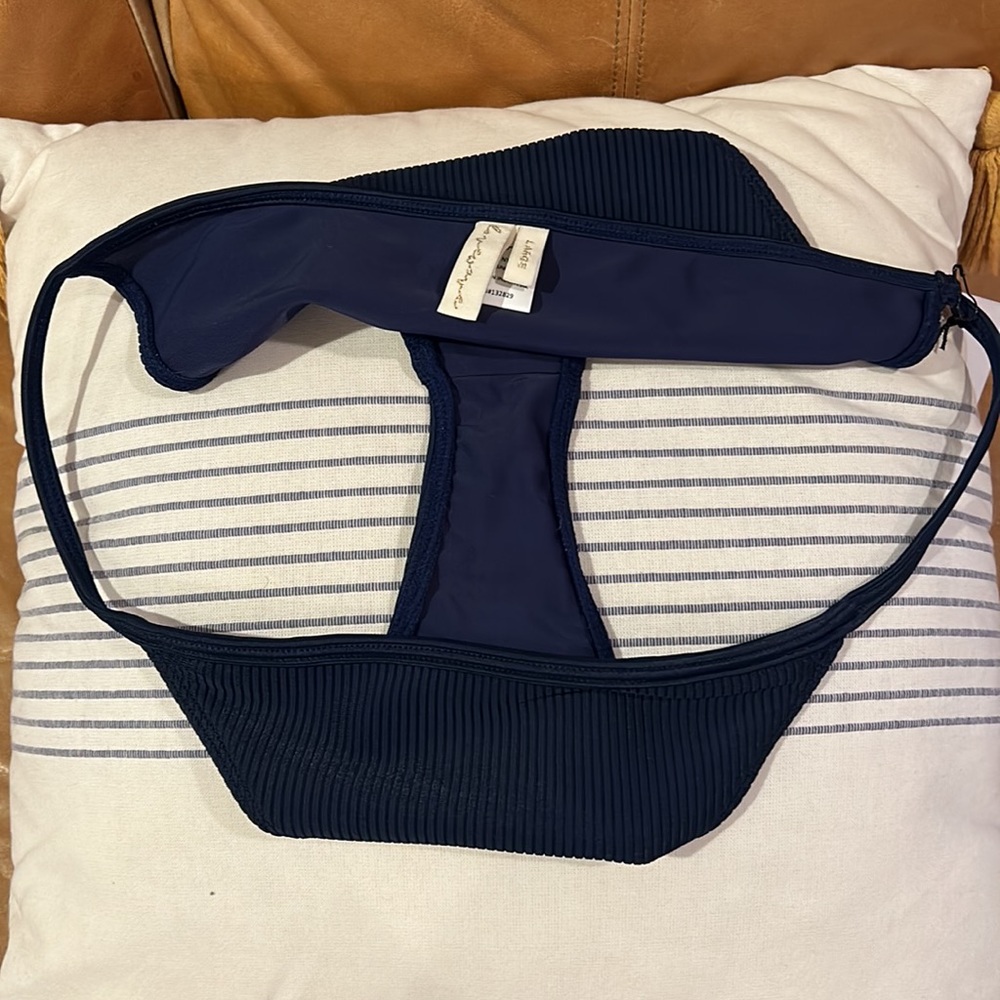 Revolve x Lovewave navy blue ribbed Angie bikini bottoms NWT, size large - Picture 7 of 12